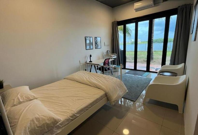 Pension Jane And Hari Lakehouse