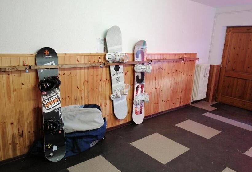 פנסיון Maison Sylvie