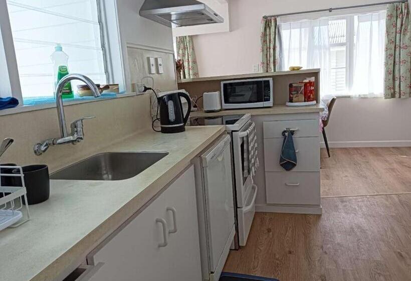 ペンション Melville Guest House Near Waikato Hospital