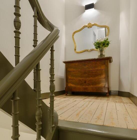 بنسيون Our Bird S Nest In The Heart Of Antwerp
