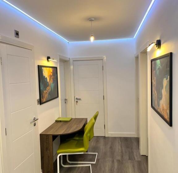 膳宿费 Pinewood Guest House