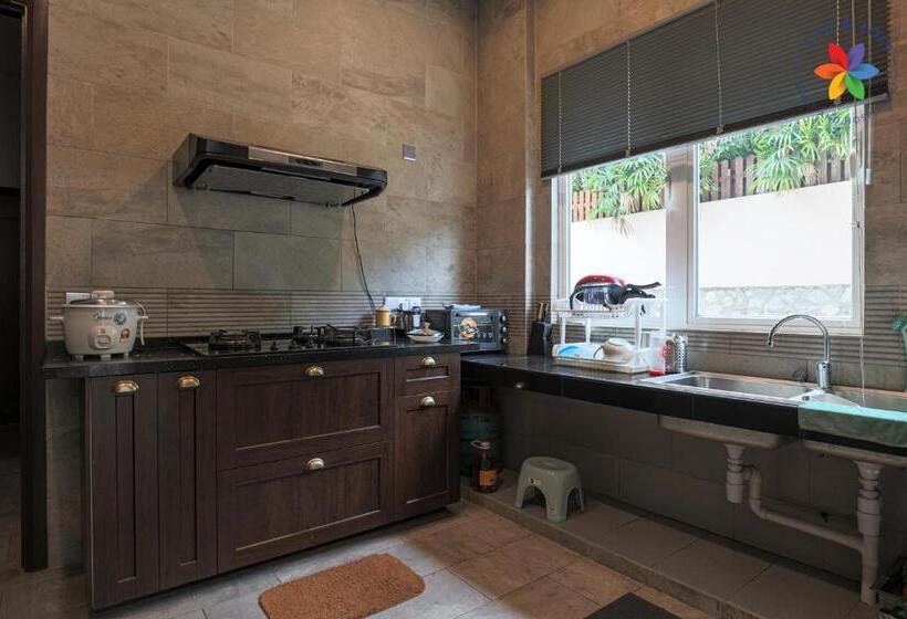 펜션 Private Studio In Bungalow By Lilyandloft