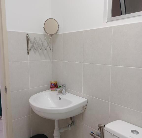 פנסיון Qilayna Guest Room