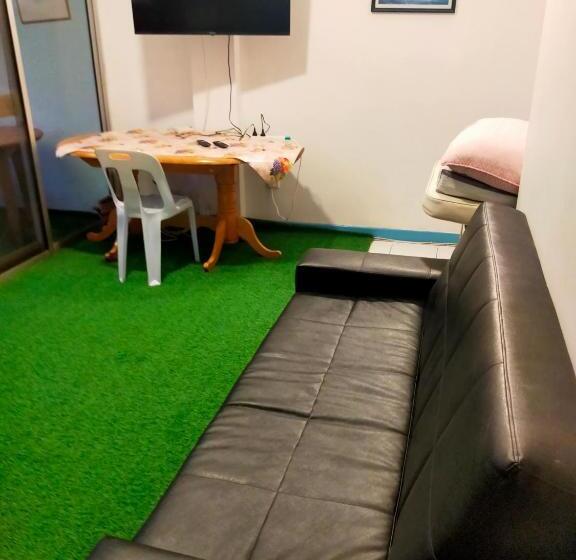 بنسيون R2l5y Room 1 With Balcony And Bathroom