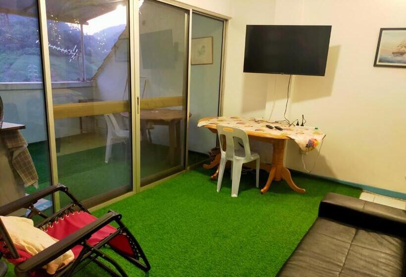 بنسيون R2l5y Room 1 With Balcony And Bathroom