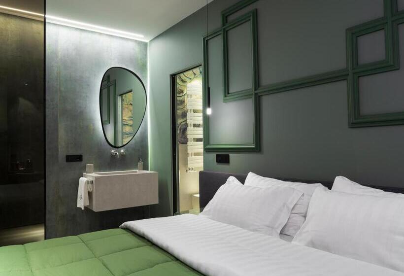 پانسیون The Cave Suites Spa