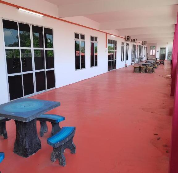 بنسيون Villa Hajah Rugayah