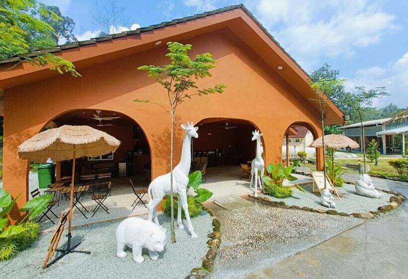 אתר נופש Lilla Rainforest Retreats Hulu Langat