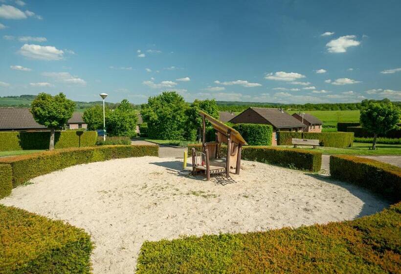 استراحتگاه Summio Vakantiepark Reevallis