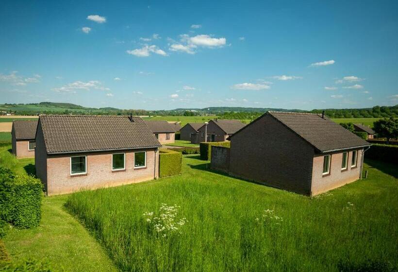 استراحتگاه Summio Vakantiepark Reevallis