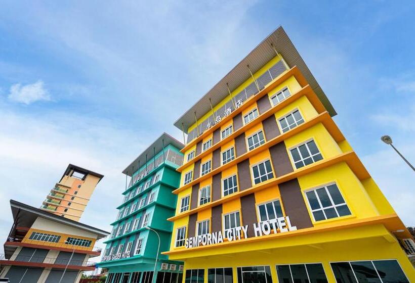 فندق Semporna Garden