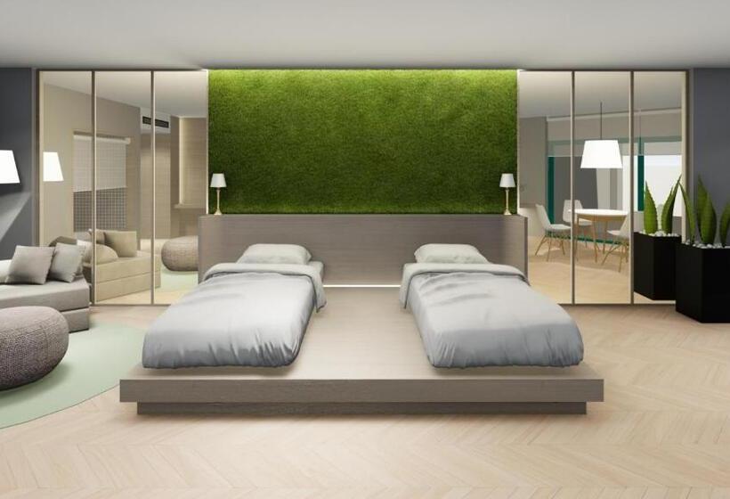 Solis Beach Hotel Rajamangala