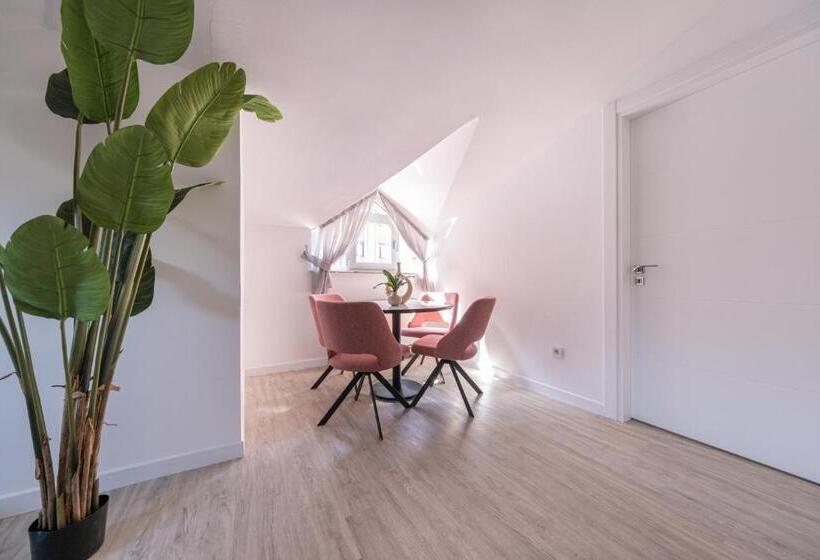 Stella Stays Istanbul Etiler