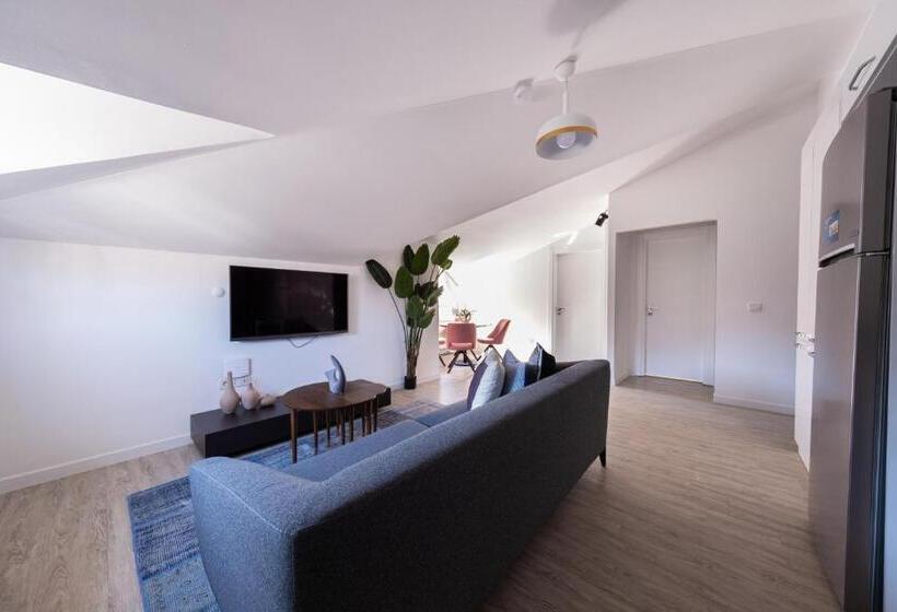 Stella Stays Istanbul Etiler