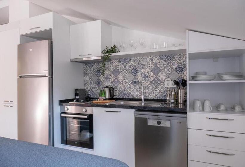 Stella Stays Istanbul Etiler