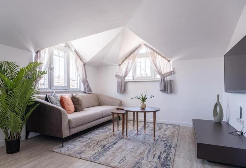 Stella Stays Istanbul Etiler