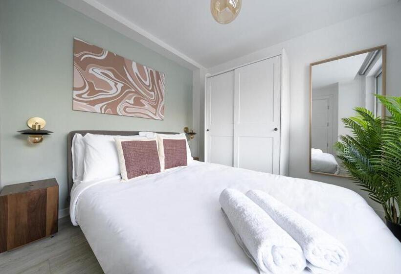 Stella Stays Istanbul Etiler