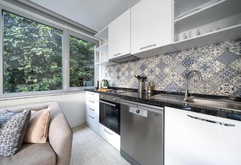 Stella Stays Istanbul Etiler