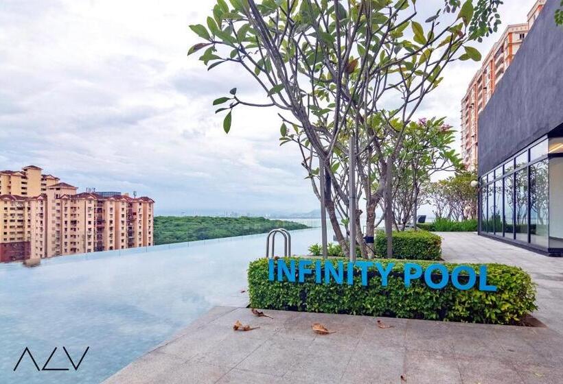 Urban Suites, Classic Collection By Stellar Alv