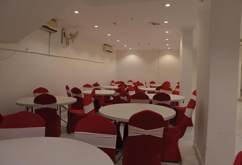 فندق جنة الشعب