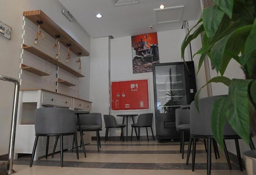 فندق جنة الشعب