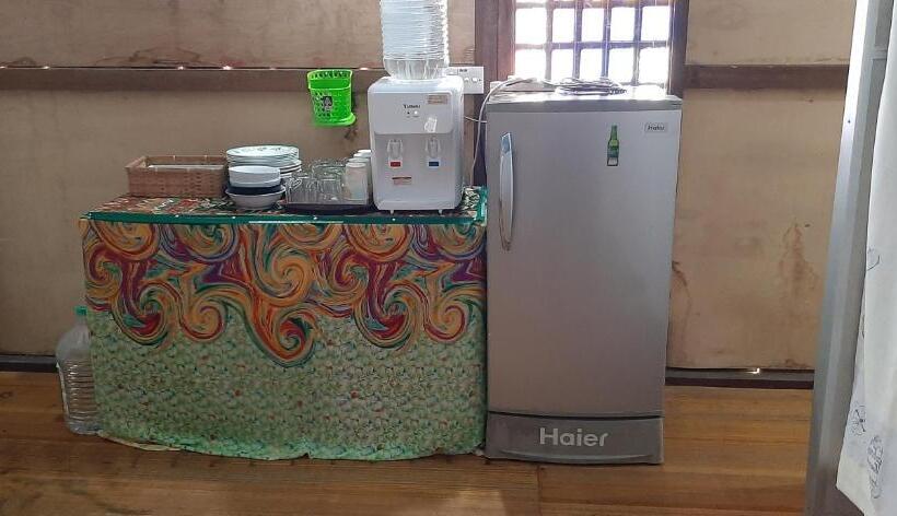 Aa Backpackers Hostel