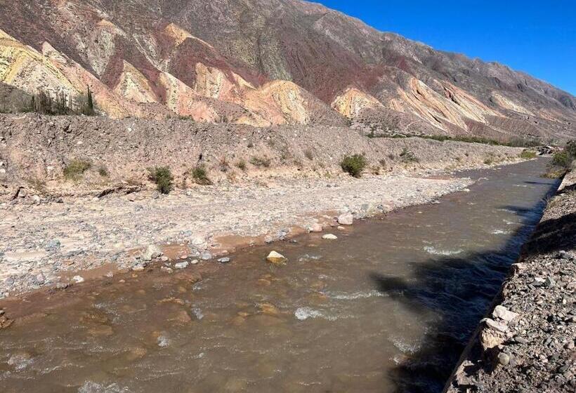 호스텔 El Encuentro Cabaña Con Vistas A Los Cerros Maimará