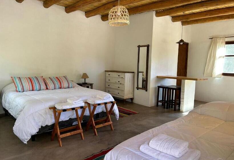 호스텔 El Encuentro Cabaña Con Vistas A Los Cerros Maimará