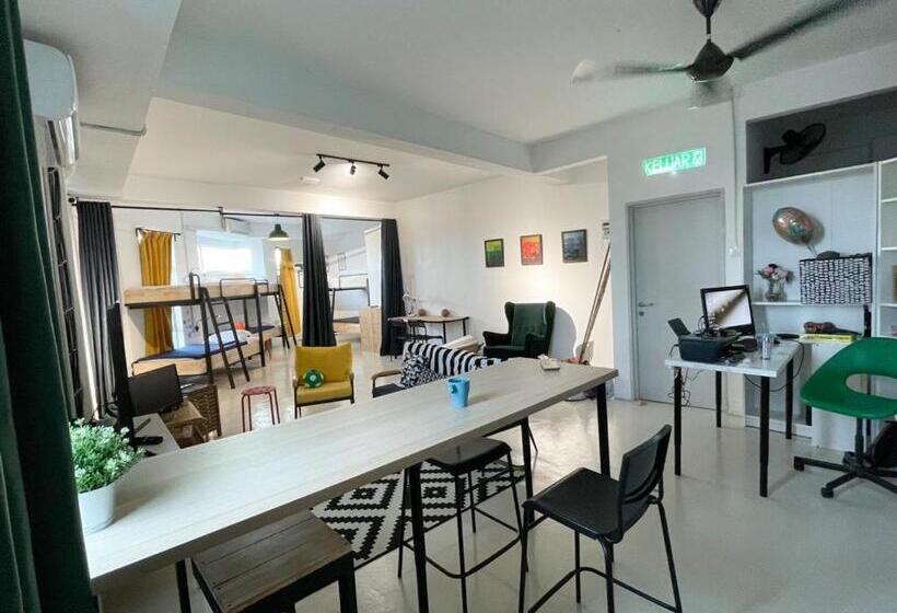 Общежитие Im Santai Lodge