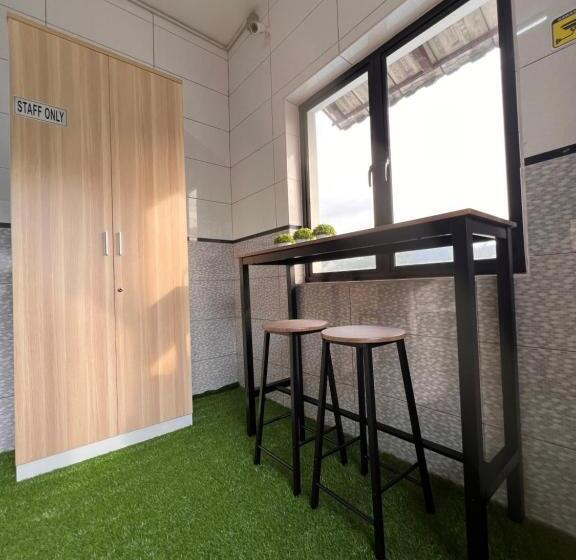 Общежитие Room2#ig Theme Bargainous#shared Bathroom#4pax#2min Kek Lok Si