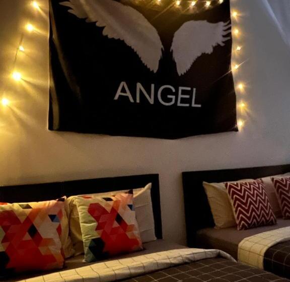 הוסטל Room2#ig Theme Bargainous#shared Bathroom#4pax#2min Kek Lok Si