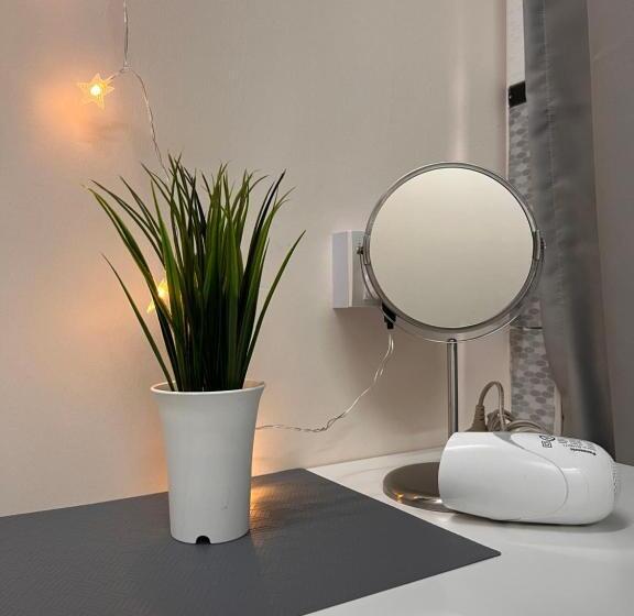 旅馆 Room3#ig Theme Bargainous#shared Bathroom#2pax#2min Kek Lok Si