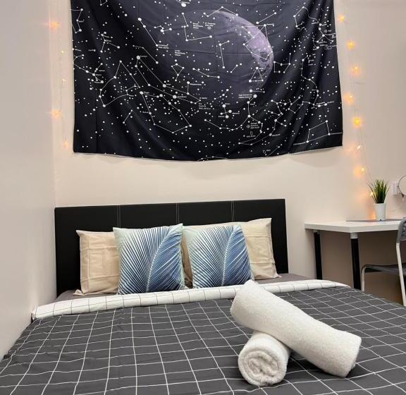 הוסטל Room3#ig Theme Bargainous#shared Bathroom#2pax#2min Kek Lok Si