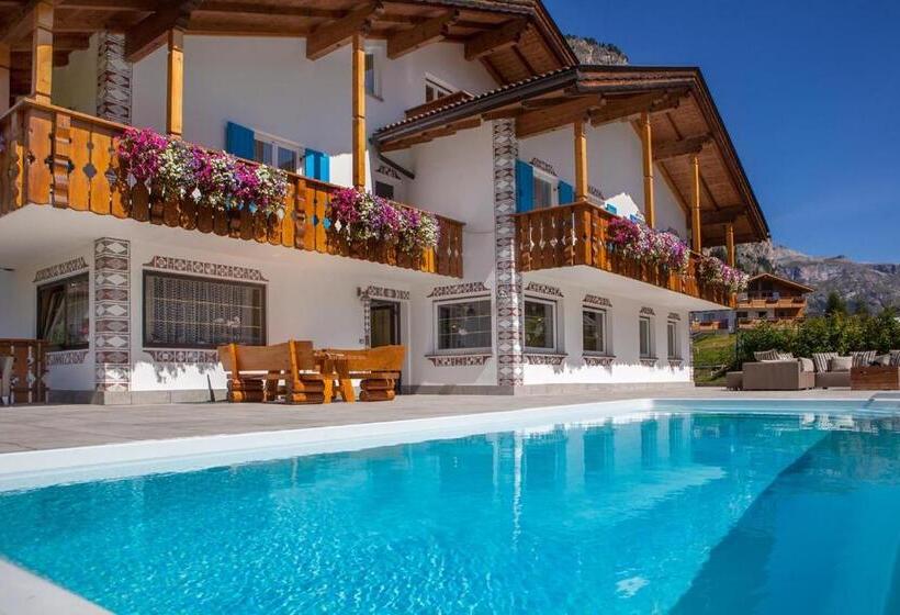 住宿加早餐 Garni Petra