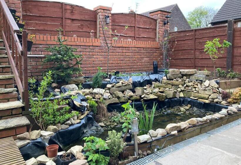 مبيت وإفطار Jacks Court B5