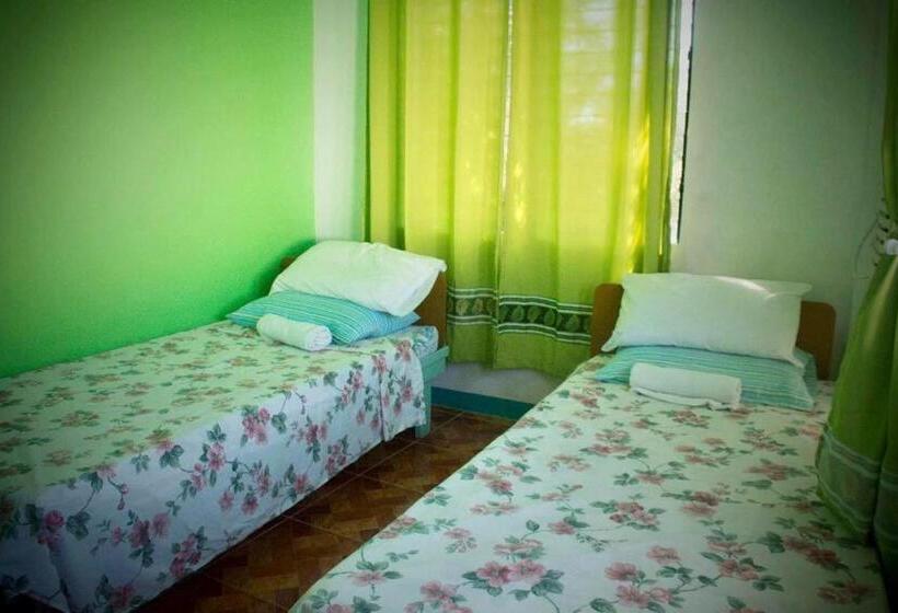 مبيت وإفطار Rne Hometel Batanes