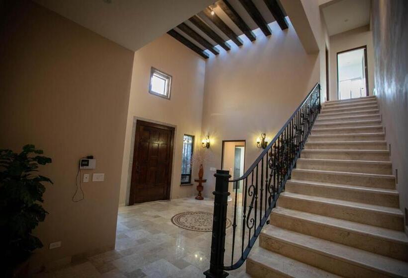 مبيت وإفطار San Gimignano Club De Golf Las Ventanas