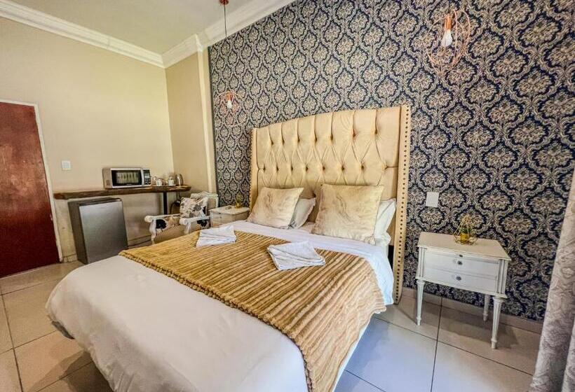 Bed and Breakfast The Lux Guesthouse