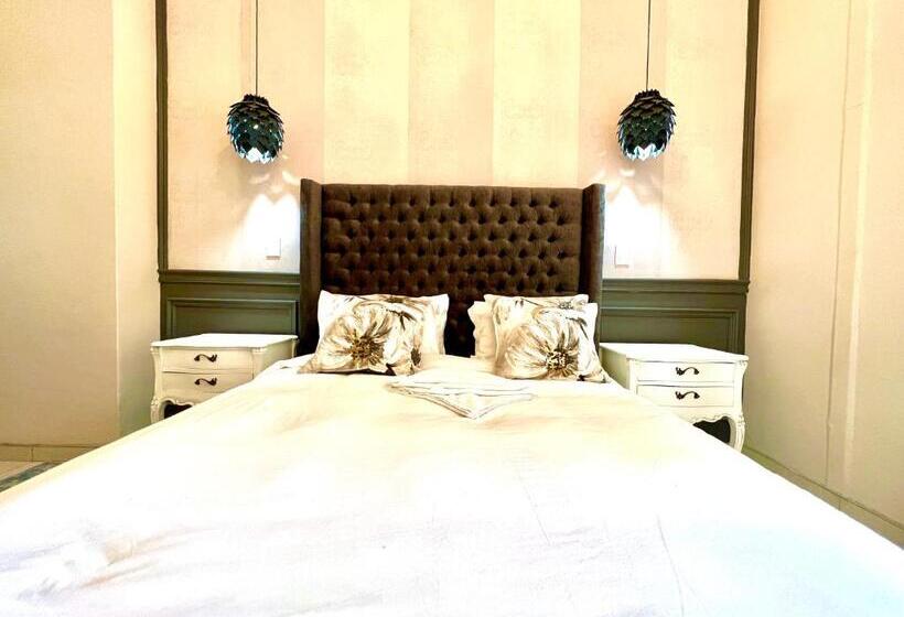 Bed and Breakfast The Lux Guesthouse