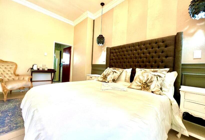 Bed and Breakfast The Lux Guesthouse