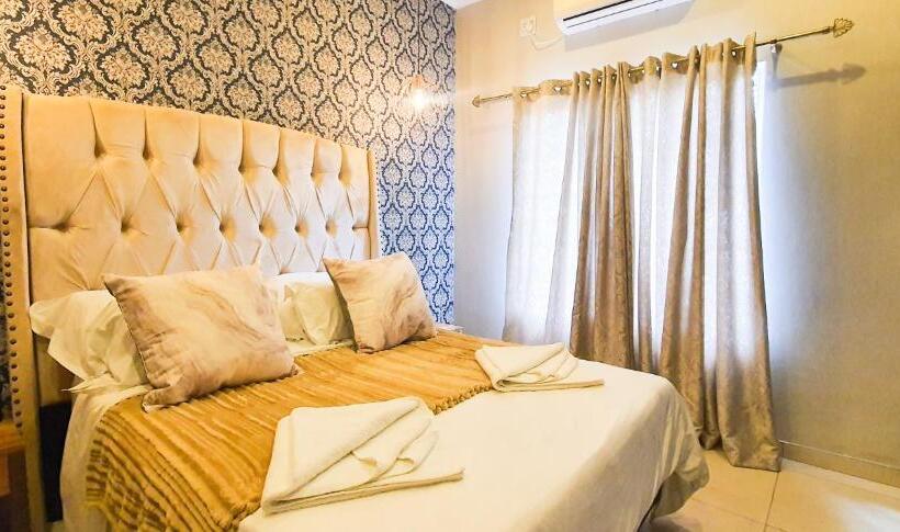 Bed and Breakfast The Lux Guesthouse