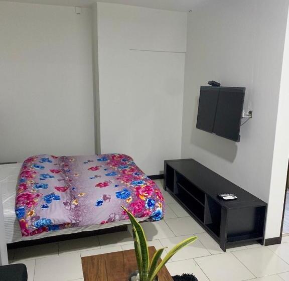 مبيت وإفطار Van Der Salle   Daisy S Garden