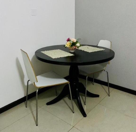 مبيت وإفطار Van Der Salle   Daisy S Garden