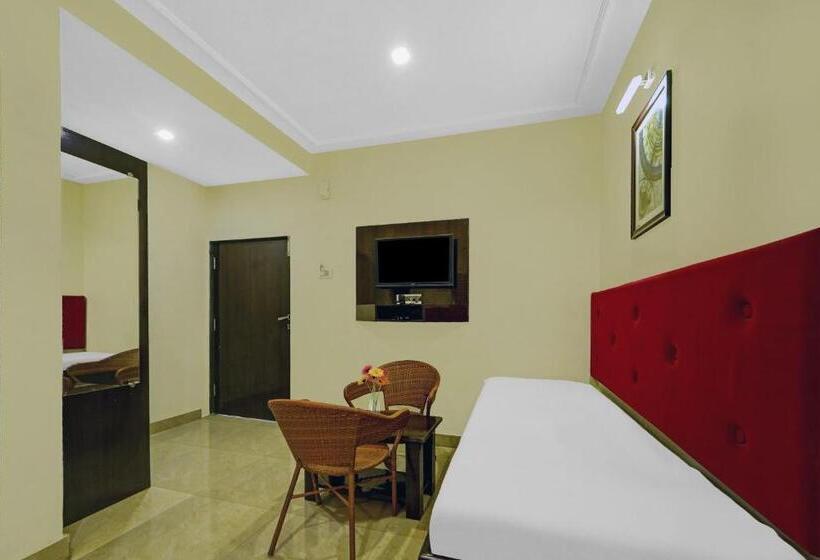 Collection O Silverleef Hotels And Resorts