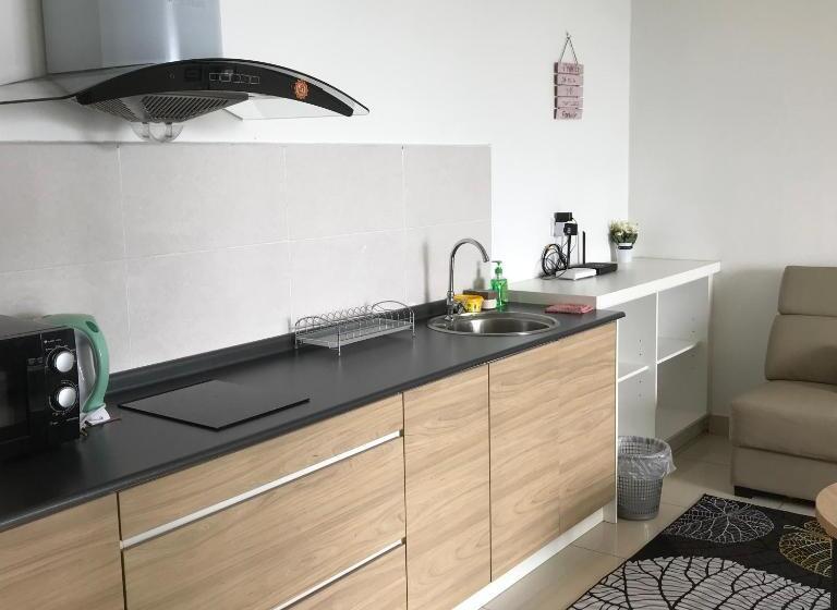 Evo Soho Studio Suites Bangi By Molek Homestay  Pool Or City View