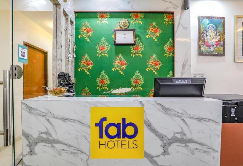 Fabhotel Dhruva