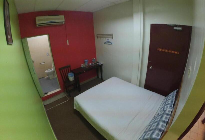 Golden Gate Hotel Kemaman