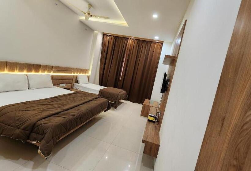 호텔 Aanandam Greens