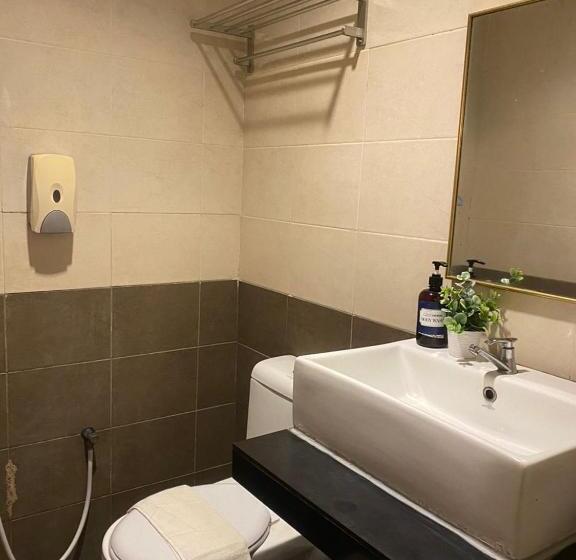 Отель Alia Express Sendayan