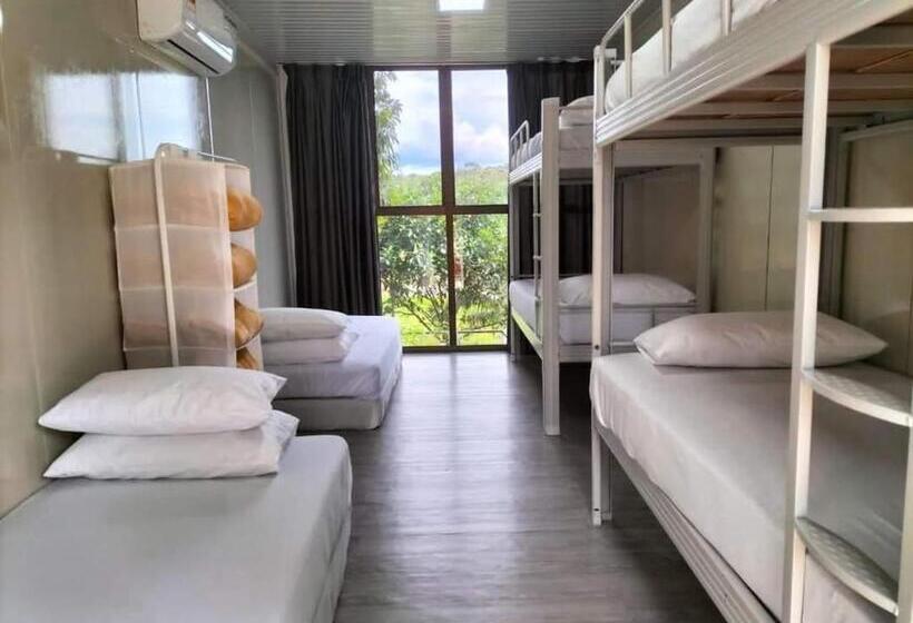 هتل Cabin Sarawak D  Rumah Bonda River View